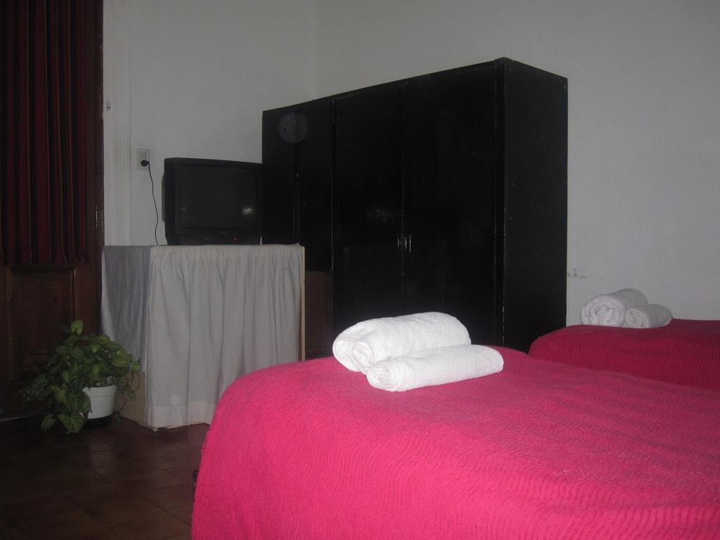 Hotel Minerva Buenos Aires Oda fotoğraf