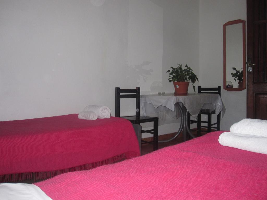 Hotel Minerva Buenos Aires Oda fotoğraf